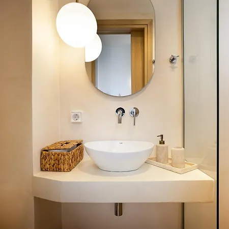 Cf Stay, Premium Old Town Living Under The Castle! Apartment *