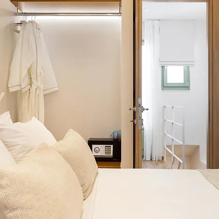 Cf Stay, Premium Old Town Living Under The Castle! * Rethymno